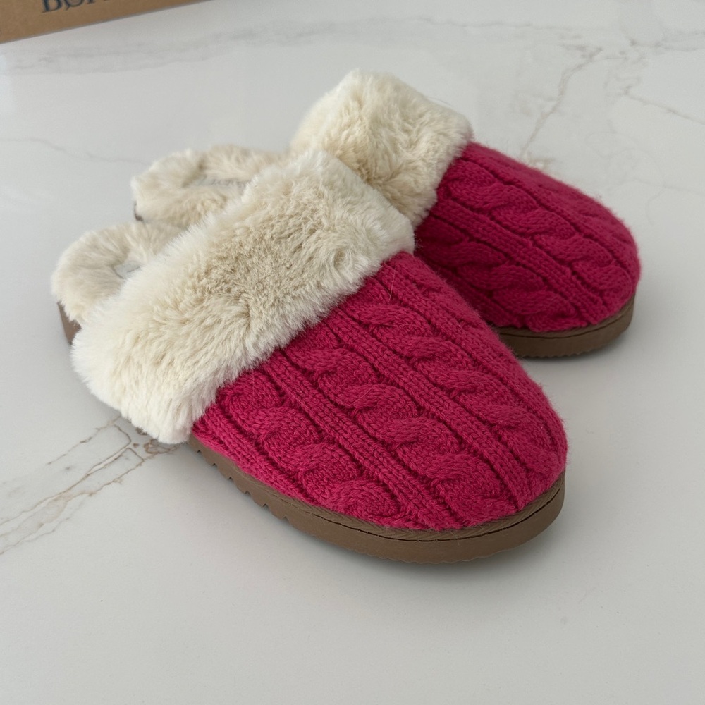 J. Crew Factory Red Cable Knit Slippers with Cream Fur